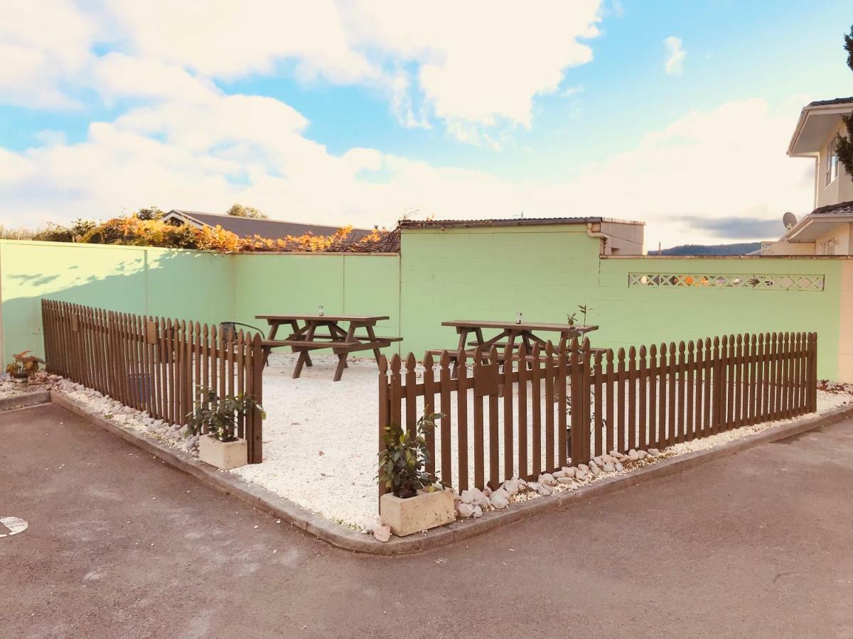 Red Rose Motel Lago Lago Taupo Exterior foto